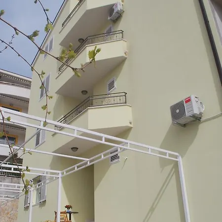 Adriatika * Makarska